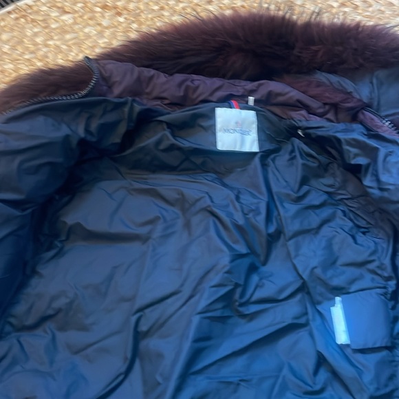 Moncler like new worn once burgundy asiatic raccoon fur collar jacket size 1 - Picture 8 of 16